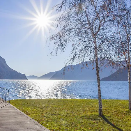 2 Bedroom Gorgeous In Collina Bg Riva di Solto