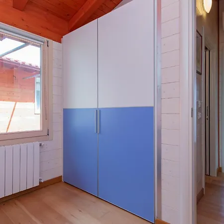 Semesterbostad 2 Bedroom Lovely In Solto Collina Bg Riva di Solto