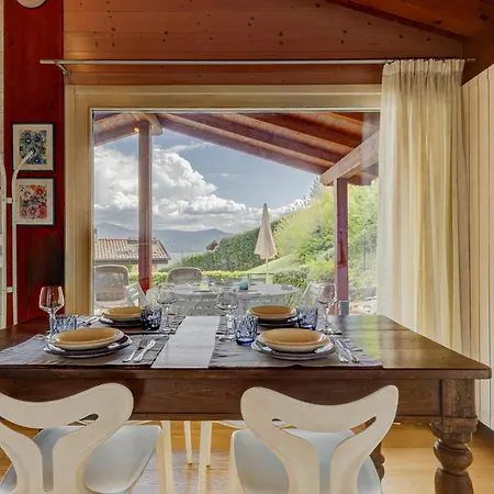 2 Bedroom Gorgeous In Collina Bg Nyaraló *